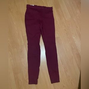 NEVER WORN Maroon Time & Tru Jeggings
